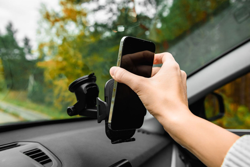 Cama takılan telefon tutuculara yasak geliyor - Resim: 2