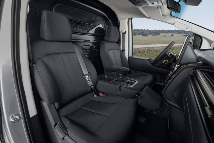 Hyundai STARIA Cargo geliyor: 20 dakikada şarj, 450 km menzil - Resim: 3