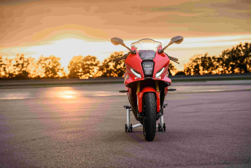 Bmw yeni f 450 rr modelini ve türkiye satış tarihini duyurdu