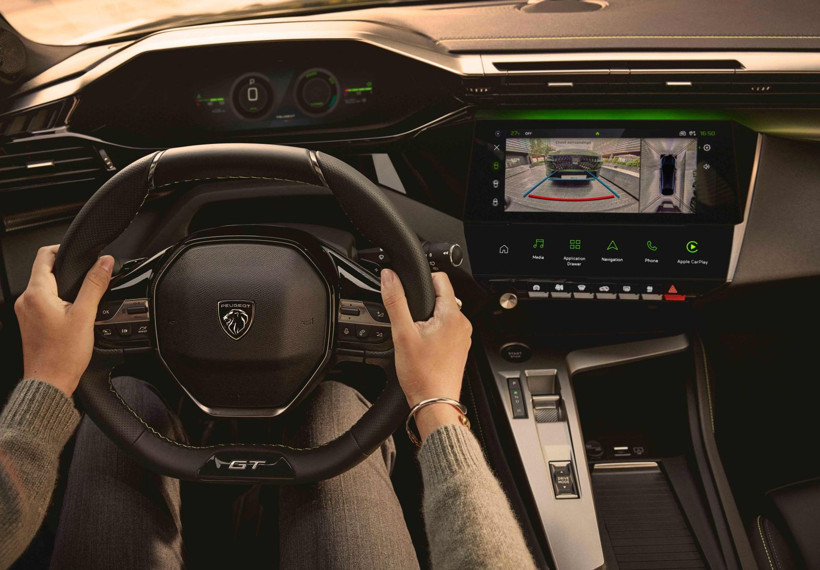 Peugeot 408 yenilendi: Türkiye’de en çok satan model şimdi hibrit geldi - Resim: 4