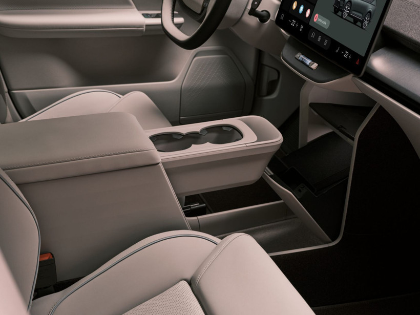 Volvo EX60 tanıtıldı: 400 mil menzil, 400 kW şarj - Resim: 4