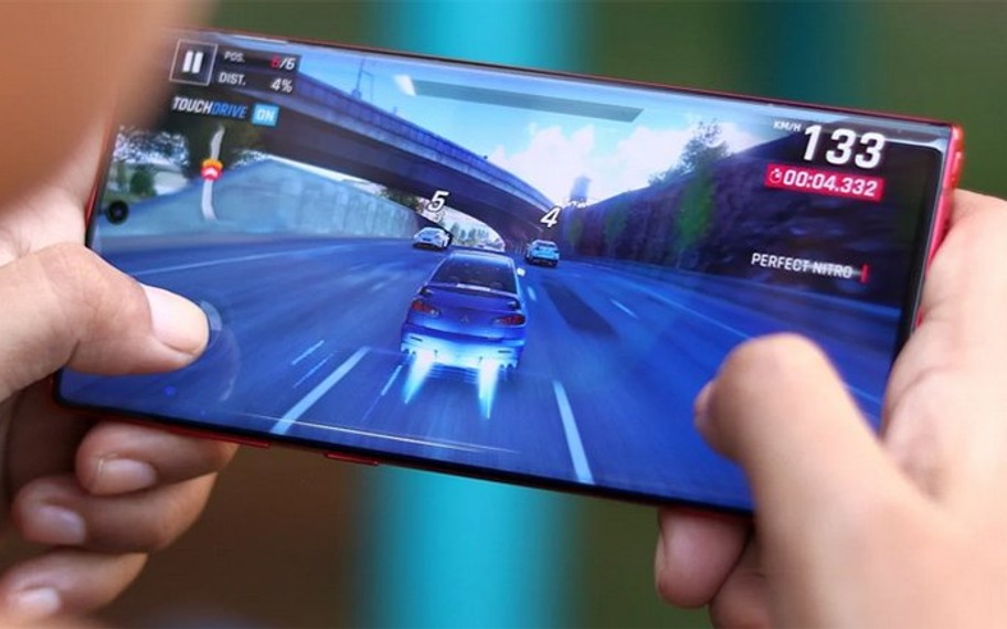 Galaxy Note 10 Performans Modu İşe Yarıyor mu?