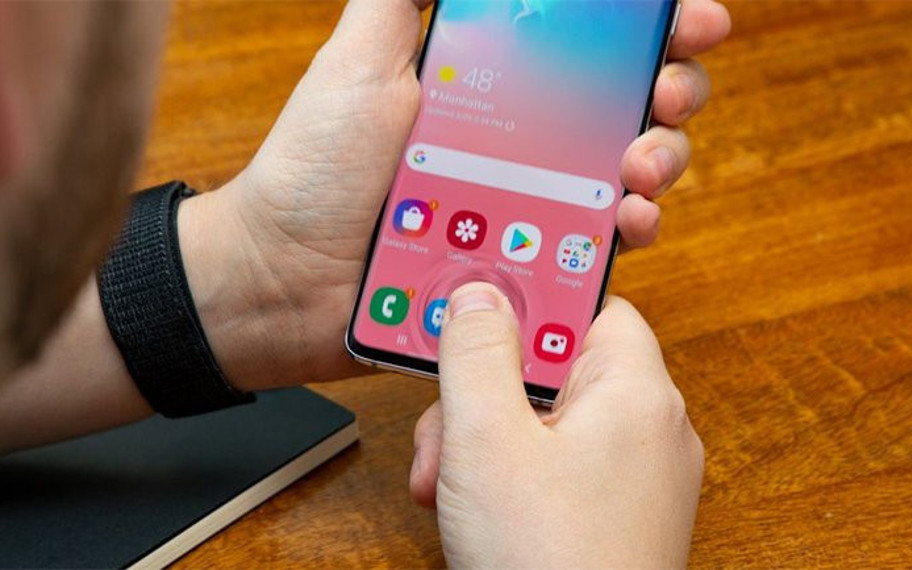 Samsung'un Galaxy S10 Parmak İzi Yaması Yayınlandı