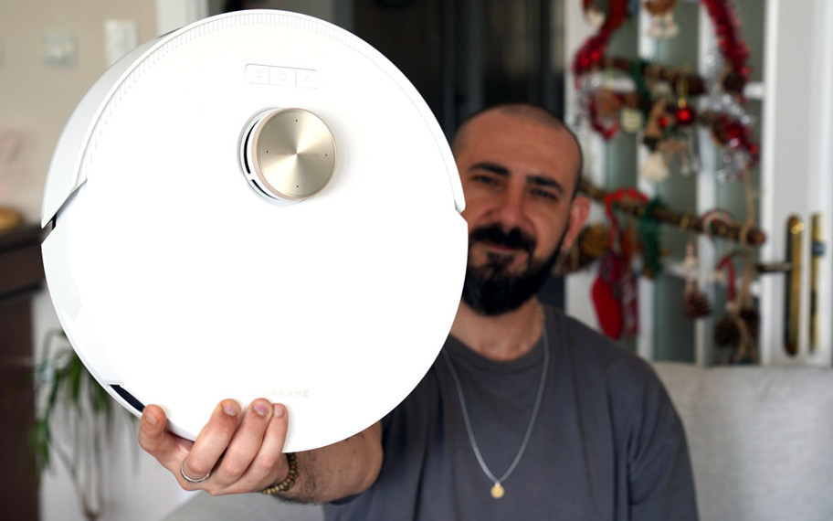 Dev Gibi Ultra Özelliklere Sahip Tam Otomatik Bir Robot Süpürge: Dreame L20 Ultra İnceleme