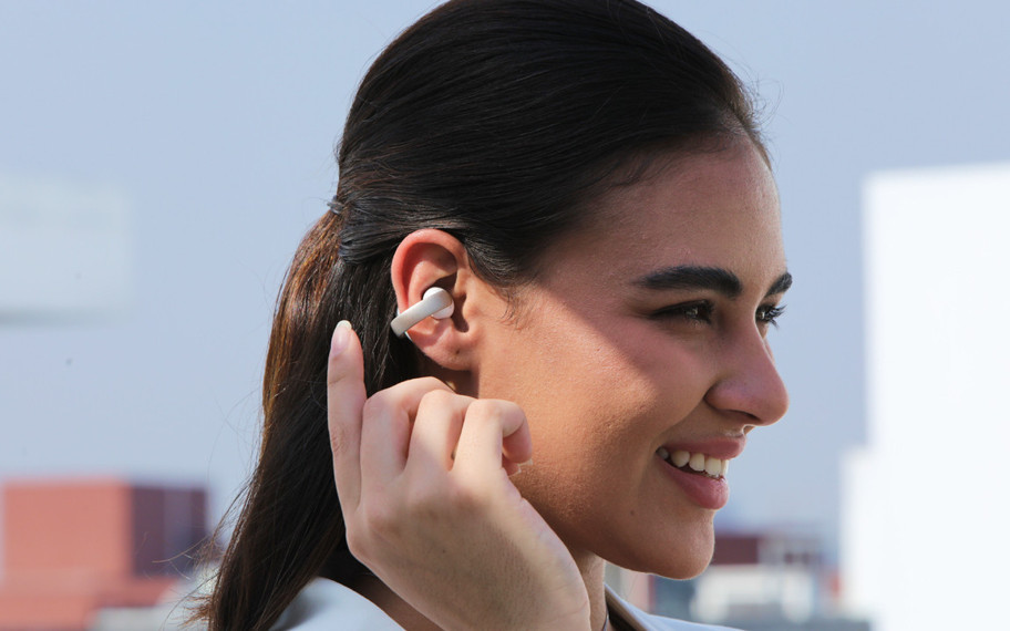 Açık kulak tasarımıyla yeni alternatif  Soundcore AeroClip Türkiye'de satışa çıktı