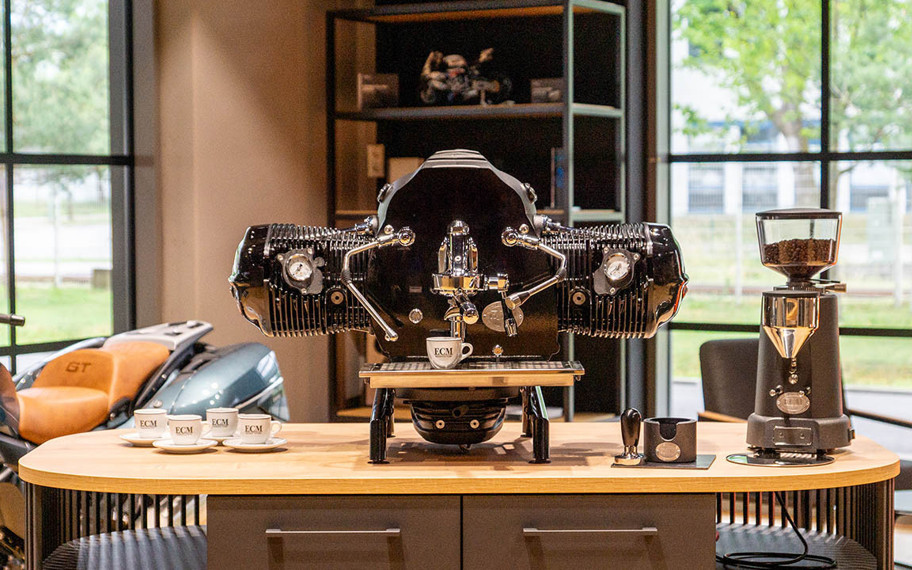 BMW'nin son harikası: BMW motorlu kahve makinesi