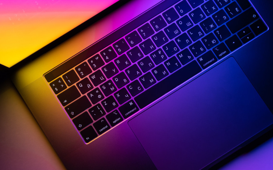 Apple, 600 dolara MacBook satmaya hazırlanıyor