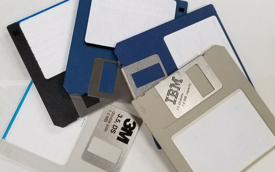 Bu Youtuber, sıfırdan kendi floppy diskini üretmeyi başardı