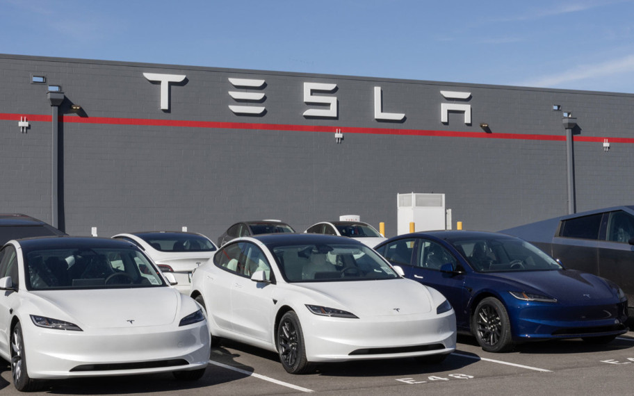 Tesla, Çin'de DeepSeek'e sarıldı