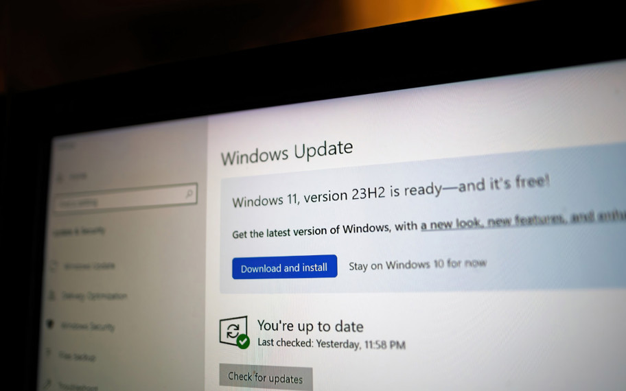 Zorla değil, mecburi: Microsoft, Windows 11 için düğmeye bastı