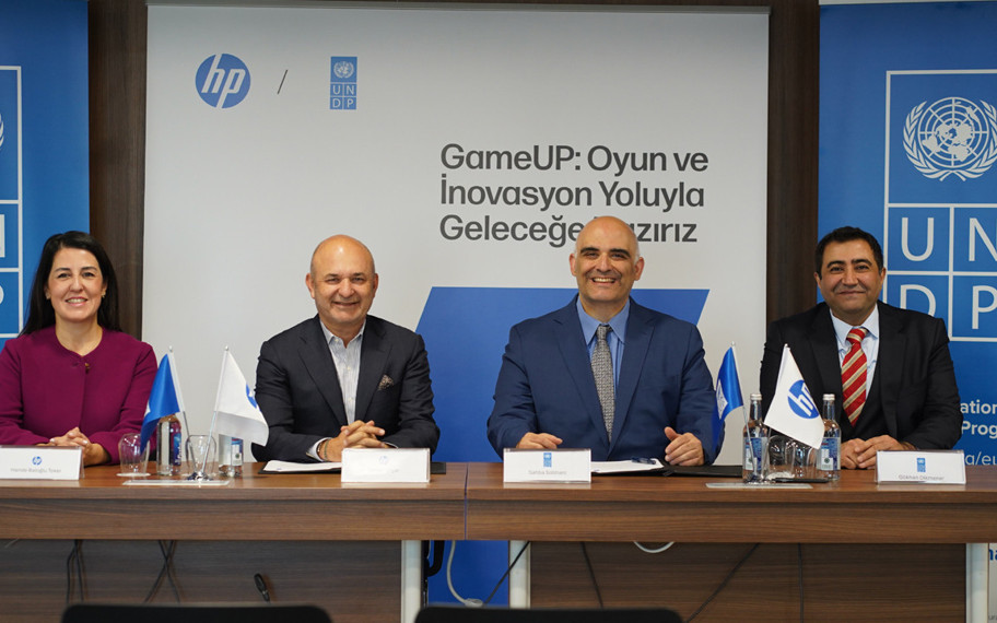 HP ve UNDP’den yeni iş birliği: Gençlerin dijital becerileri geliştirilecek