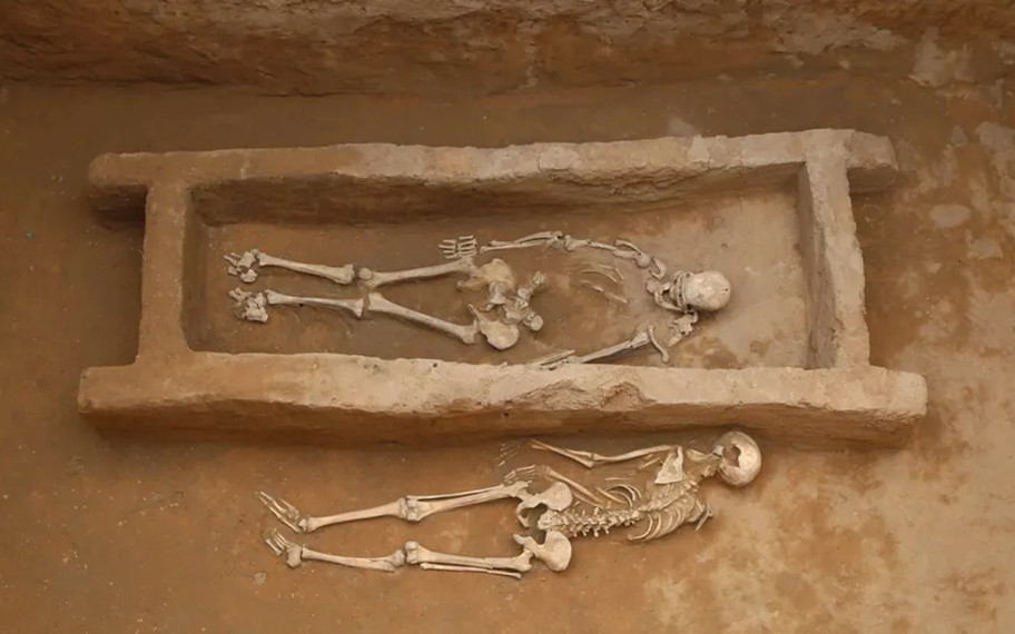 Antik kentin kapısında yapılan ürpertici keşif: 4.000 yıllık kafatası çukuru