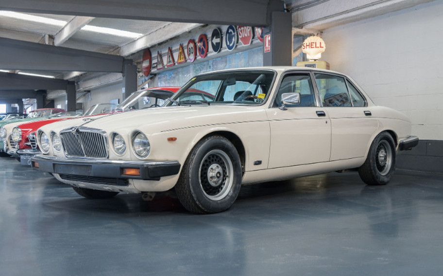 80'li yılların müzik kliplerinde boy gösteren en havalı 5 otomobil