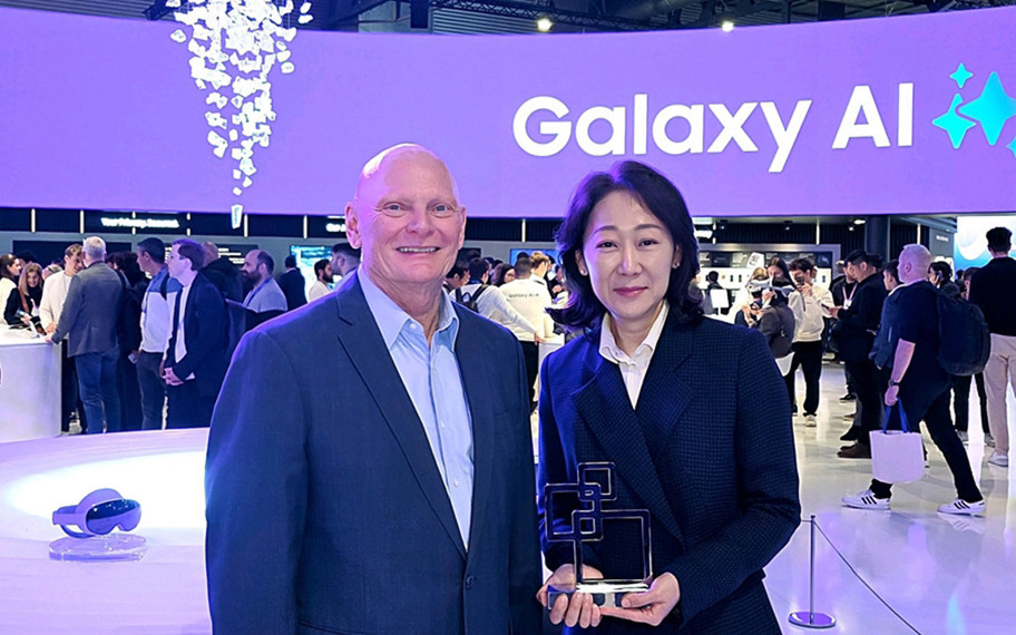 Galaxy S26 Ultra'ya Barselona'da "altın standart" ödülü