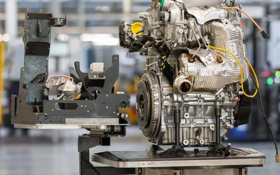 Hibrit motorların tahtını sallayan buluş: Benzinin yerini Nexa-95 alıyor