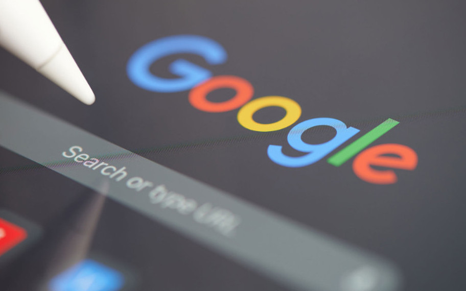 Google’ın AI özelliği, bir saatte milyonlarca “yalan” söylüyor