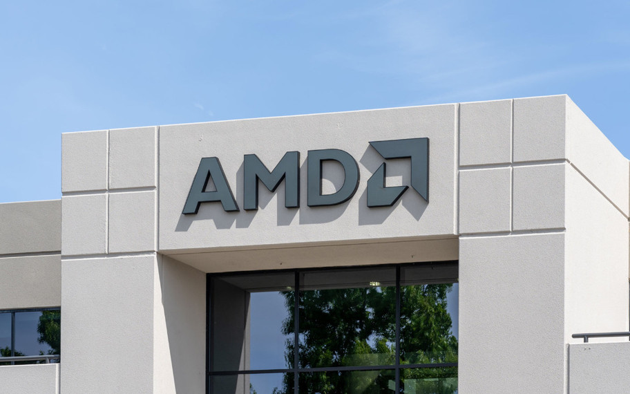 Tarihi pay değişimi: Intel'in tedarik sıkıntısı AMD'ye yaradı