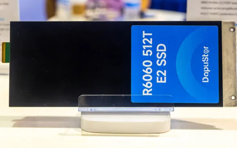 Tek bir SSD'ye yarım petabayt veri sığdırmayı başardılar
