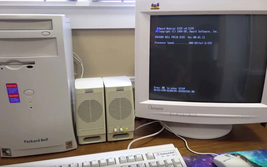 90'ların efsane bilgisayar markası Packard Bell geri döndü