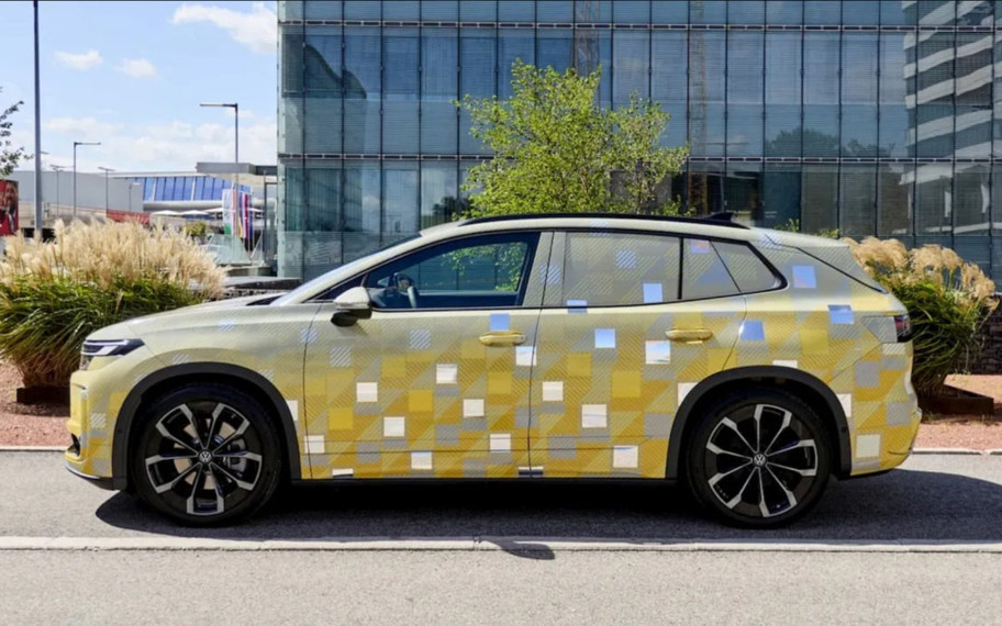 Volkswagen ID.4 ve ID.5’i bitiriyor: Yerlerine elektrikli Tiguan geliyor