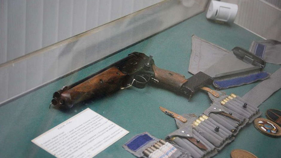 Kozmonotlar neden silah taşıyordu?