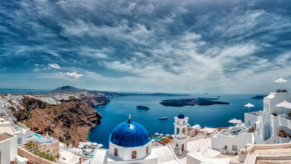 Santorini'de deprem korkusu: Küçük Ege adasında neler oluyor?