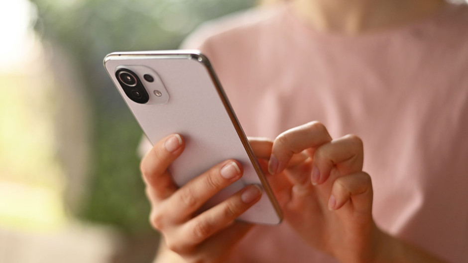 Xiaomi 16, akıllı telefonlarda pil kapasitesini yeni bir seviyeye taşıyabilir