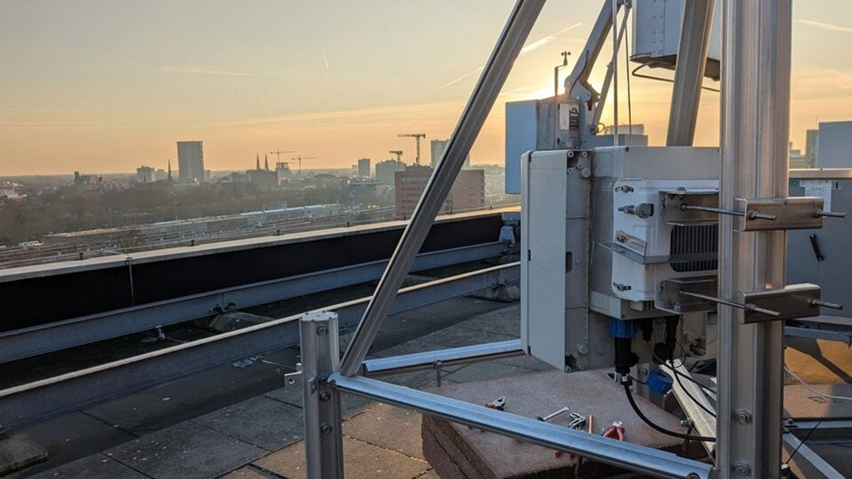 Kablosuz veri iletiminde sınırları zorlayan başarı: 4.6 Kilometrede 5.7 Tbps hız!