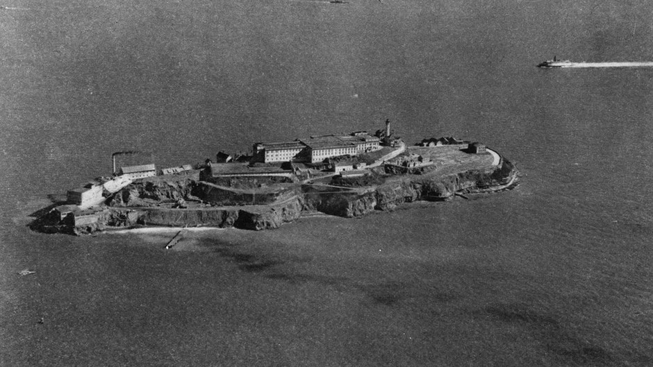 Gizemli  1962 kaçışı ve gerçekler: Alcatraz hapishanesinden kaçmak imkansız mıydı?
