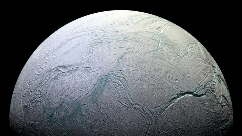 Neye niyet, neye kısmet: Europa için tasarlandı, Enceladus yolları göründü