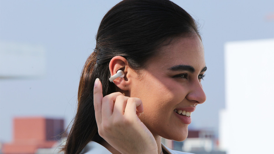 Açık kulak tasarımıyla yeni alternatif Soundcore AeroClip geldi