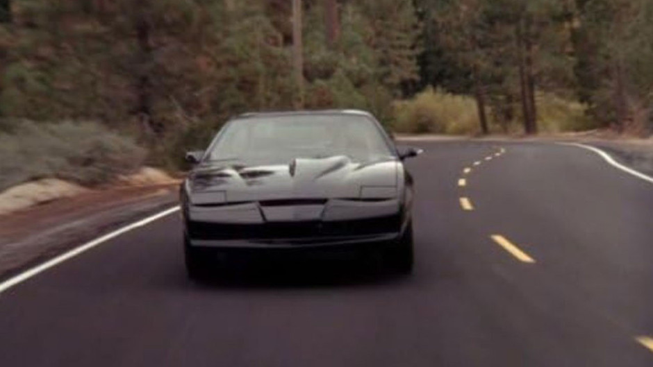 1980’lerin efsanesi geri dönüyor: Kara Şimşek (Knight Rider) film oluyor