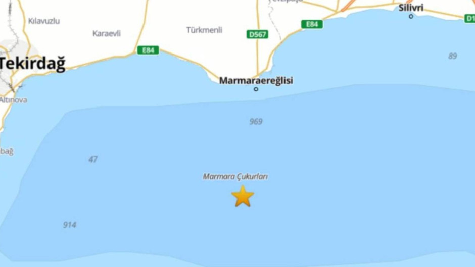 Marmara'da 5 büyüklüğünde deprem: İstanbul, Tekirdağ ve çevre illerde hissedildi