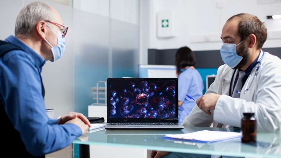 Sağlıkta radikal değişim: Yapay zeka, insan dokunuşunun yerini mi alıyor?