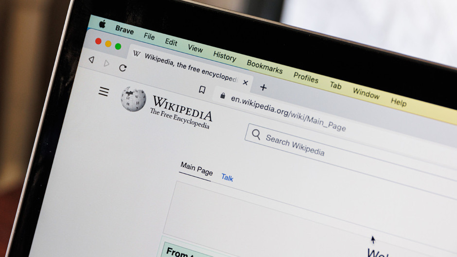 İnternetin dev sitesine yapay zeka darbesi: Giderek daha da düşüyor