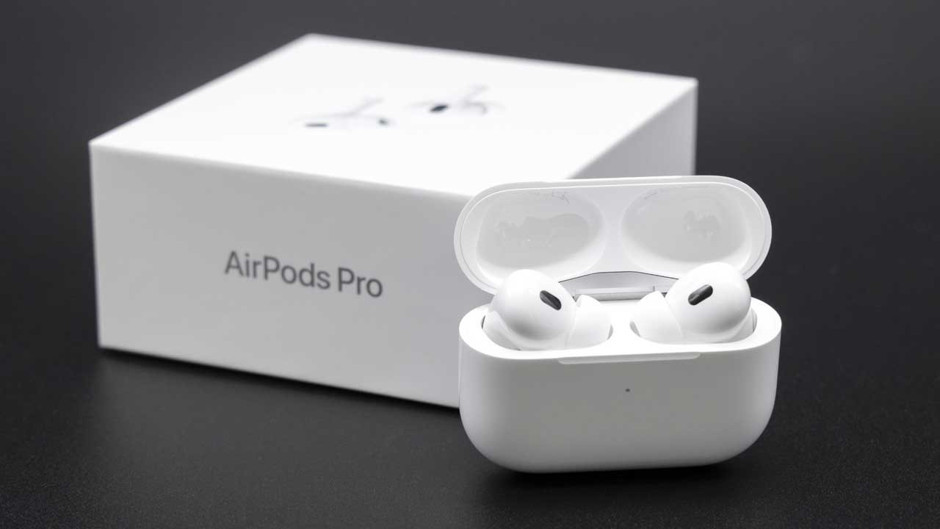 AirPods artık uyuduğunuzu anlıyor: Yeni özellik pilinizi kurtarıyor