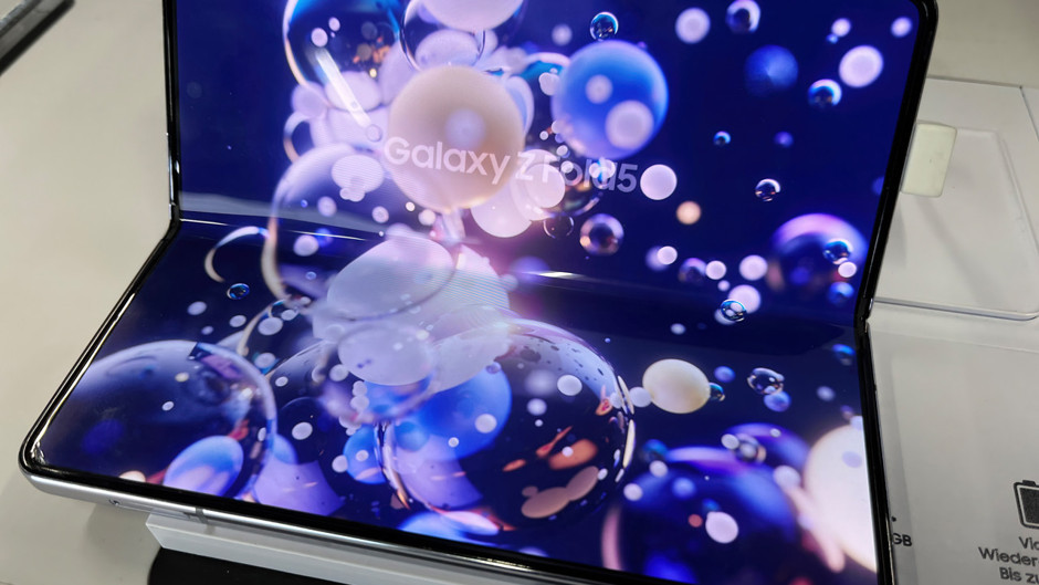 Samsung durmuyor: 5 yeni katlanabilir telefondan ilk işaretler geldi