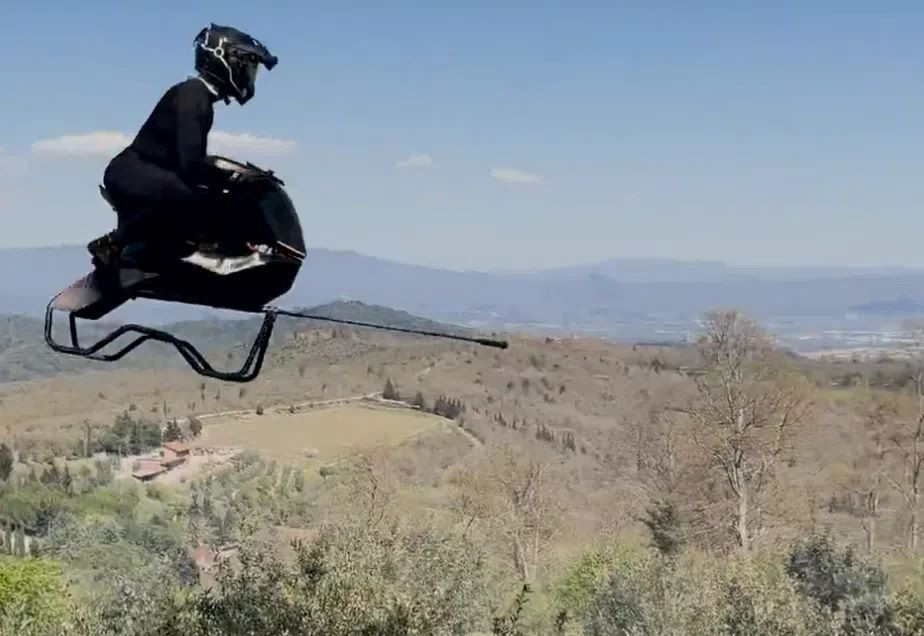 Star Wars'un uçan motosikletleri, Airbike ile gerçek oluyor 2 volonaut hoverbike fbtv